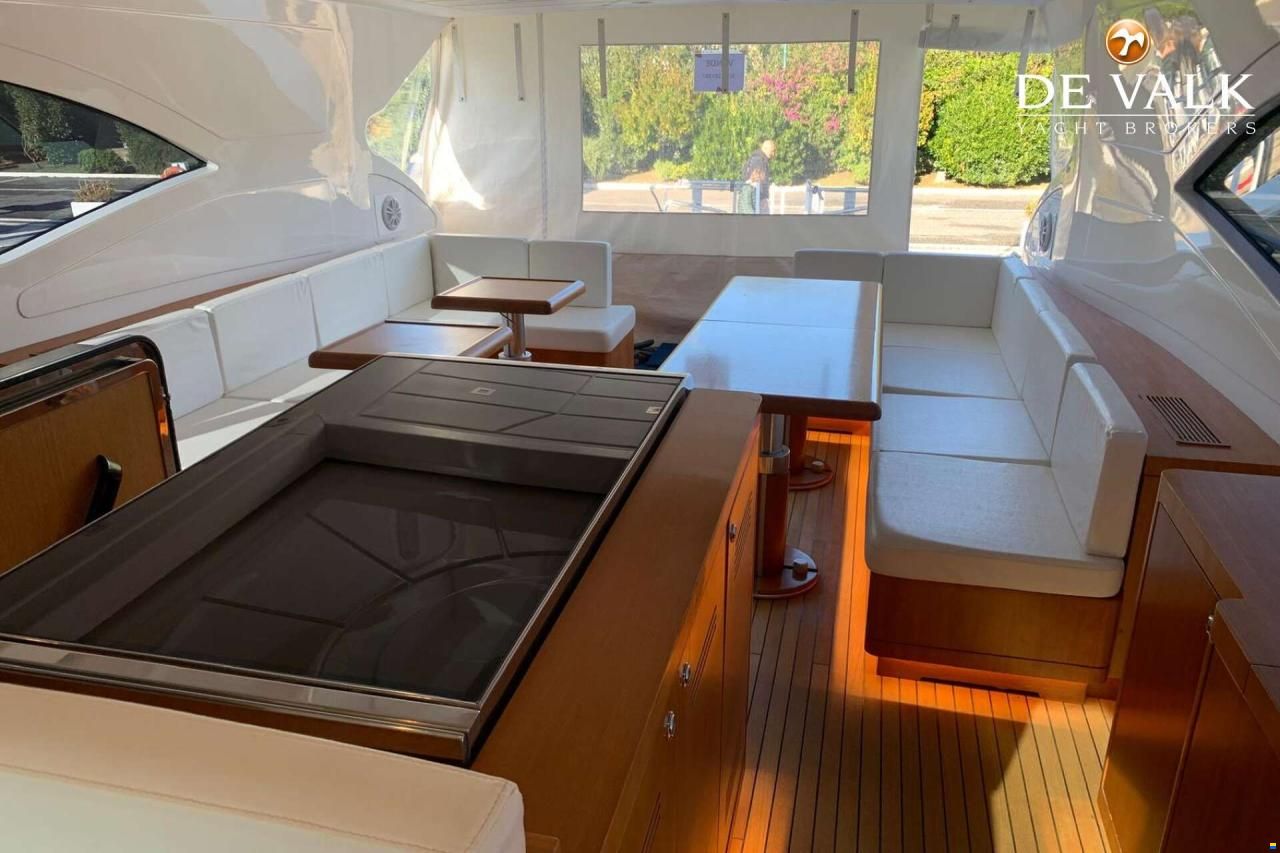 Mangusta 72