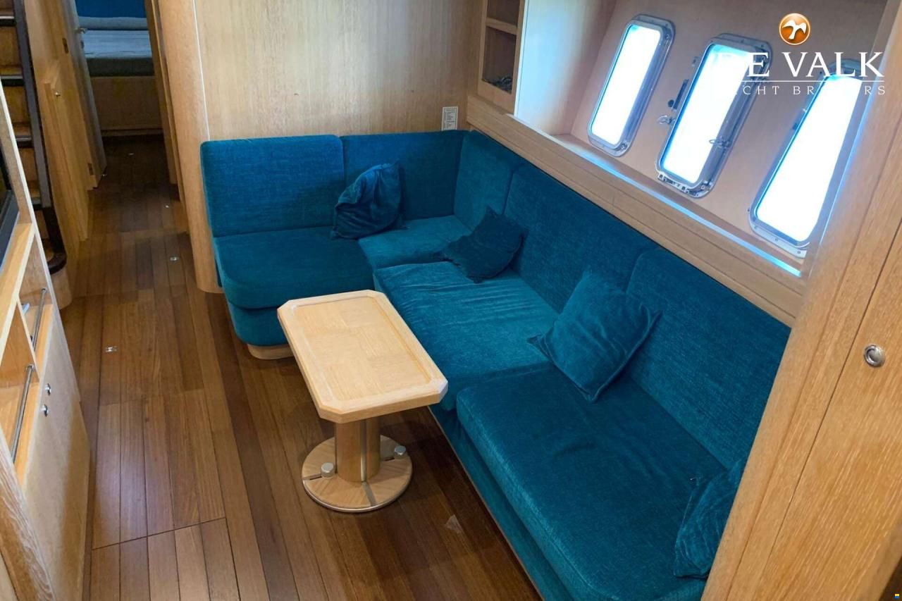 Mangusta 72