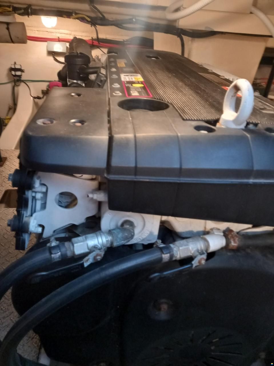 Four Winns V458