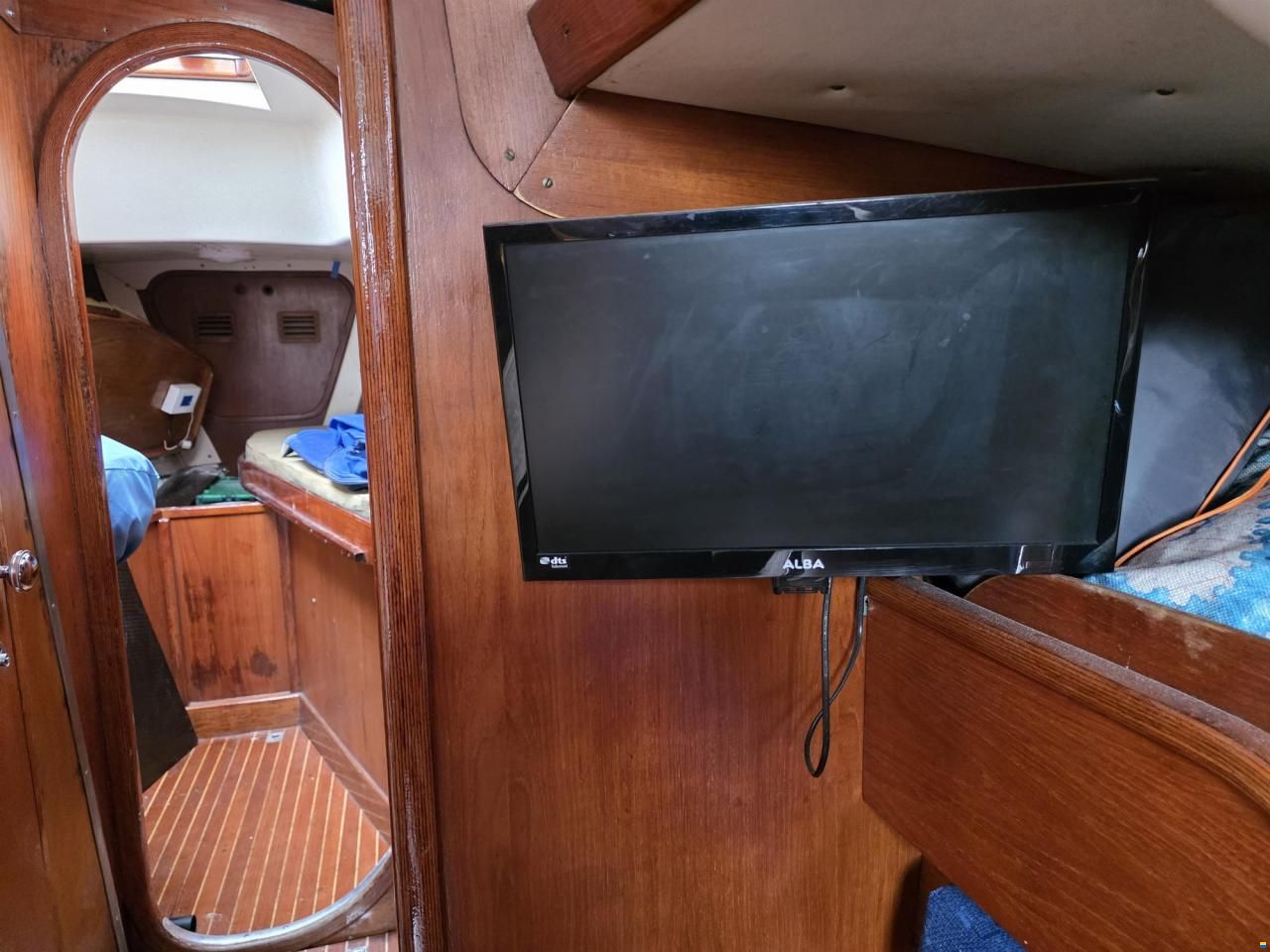 Nautors Swan 37