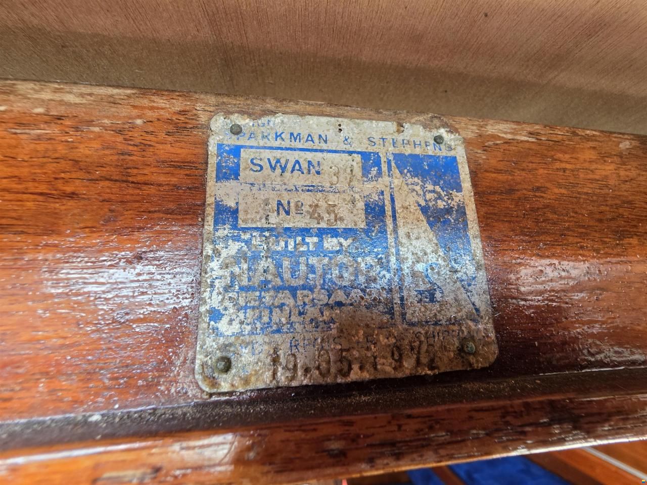 Nautors Swan 37