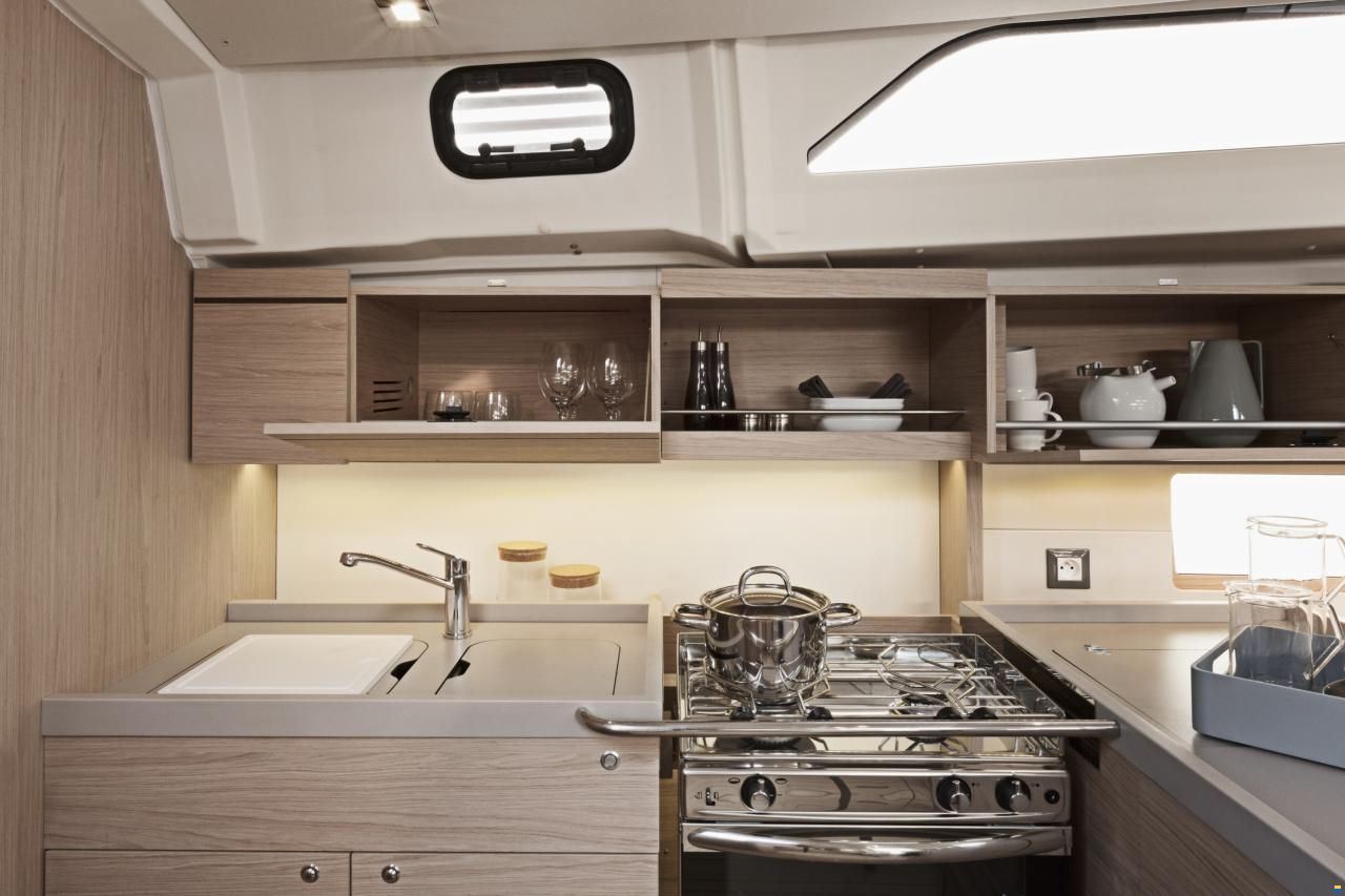 Beneteau Oceanis 46.1