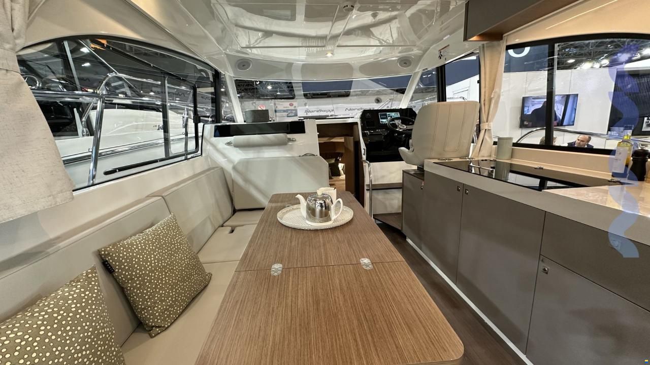 Beneteau ANTARES 11 FLY