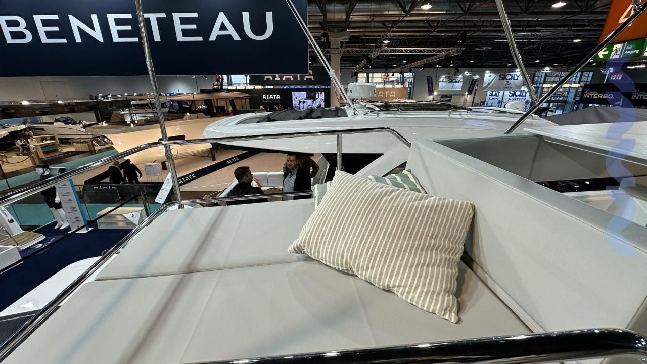 Beneteau ANTARES 11 FLY
