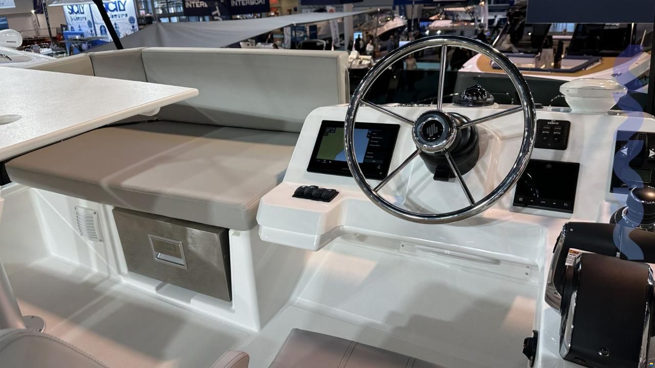 Beneteau ANTARES 11 FLY