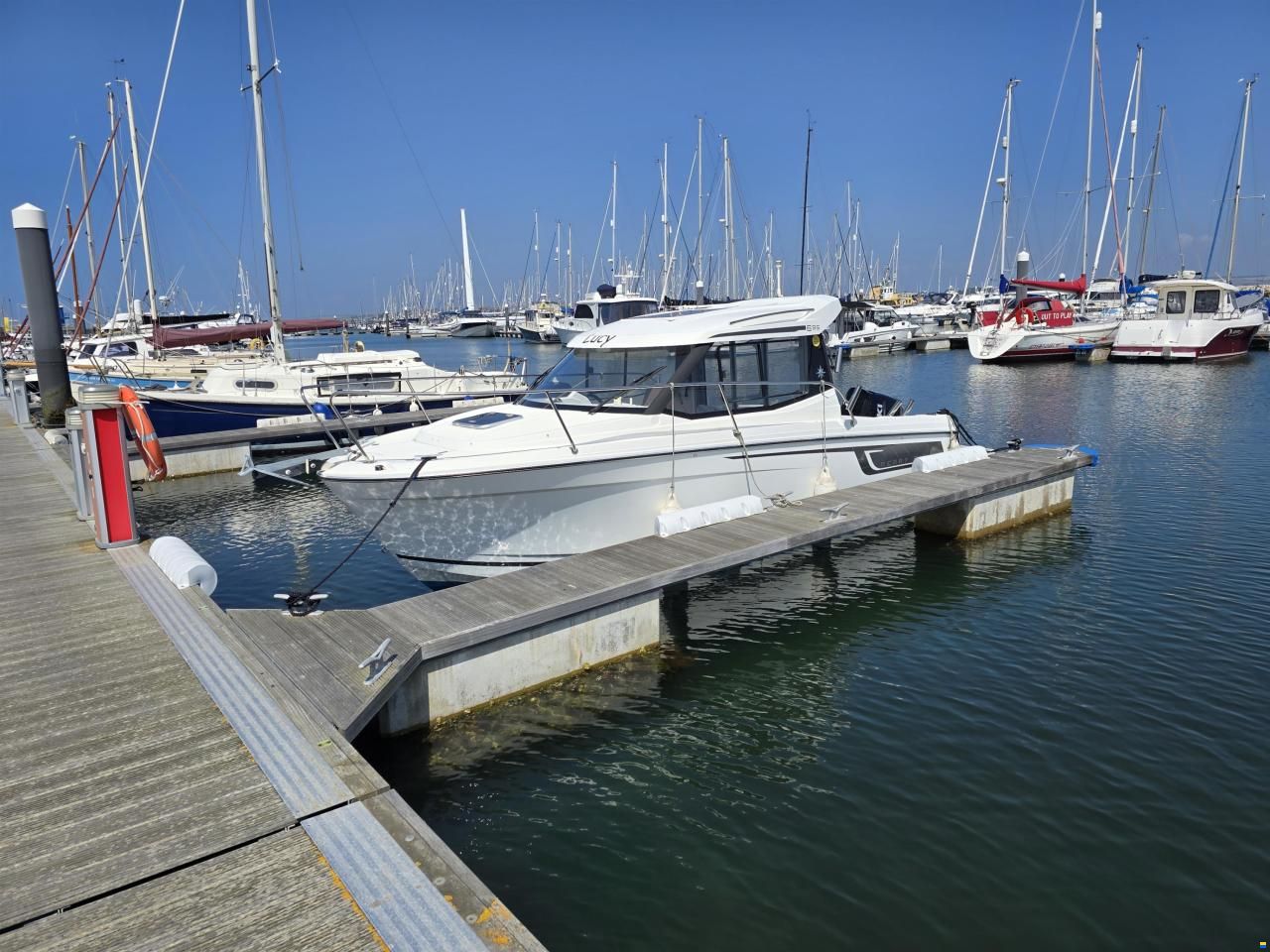 Jeanneau Merry Fisher 695
