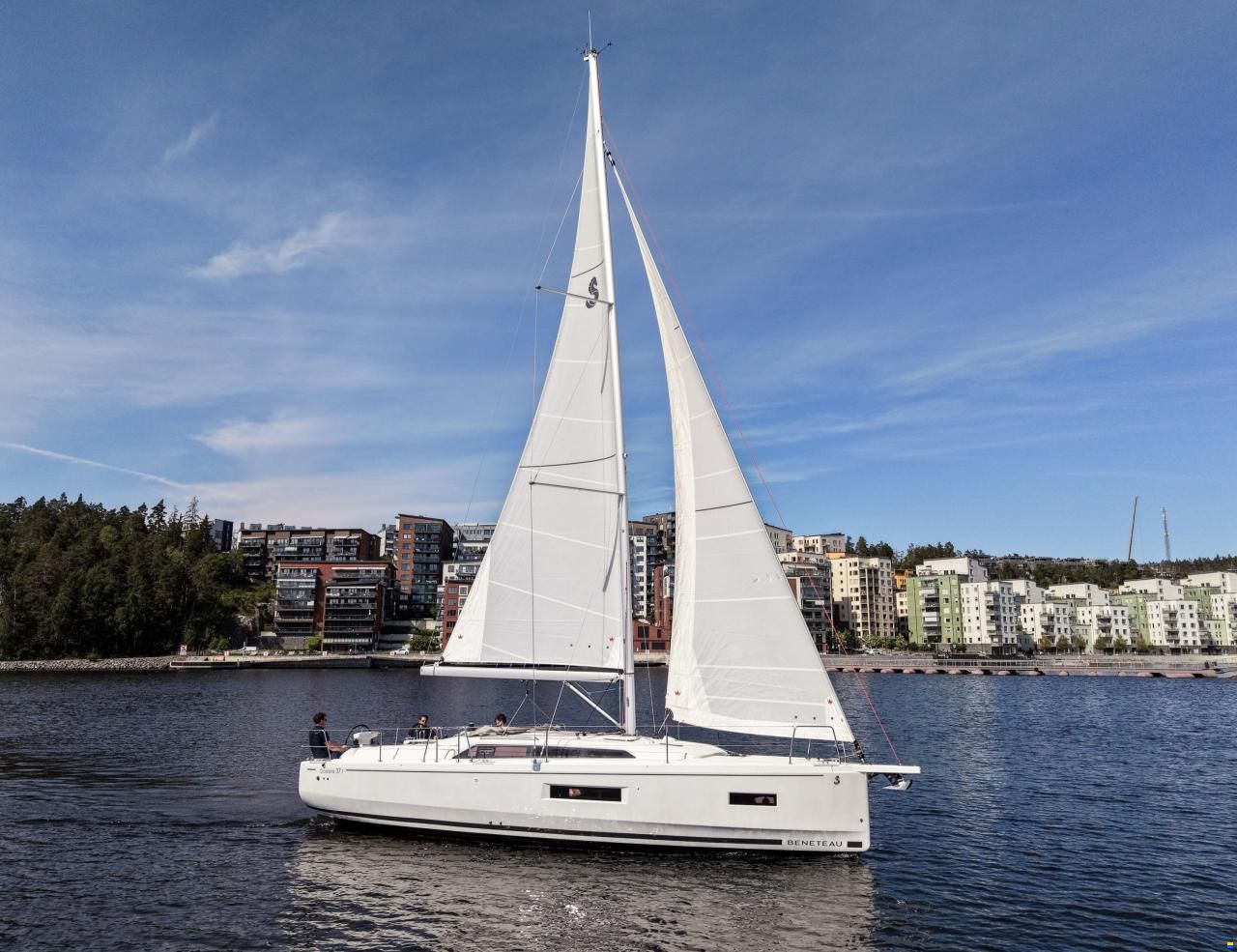 Beneteau Oceanis 37.1