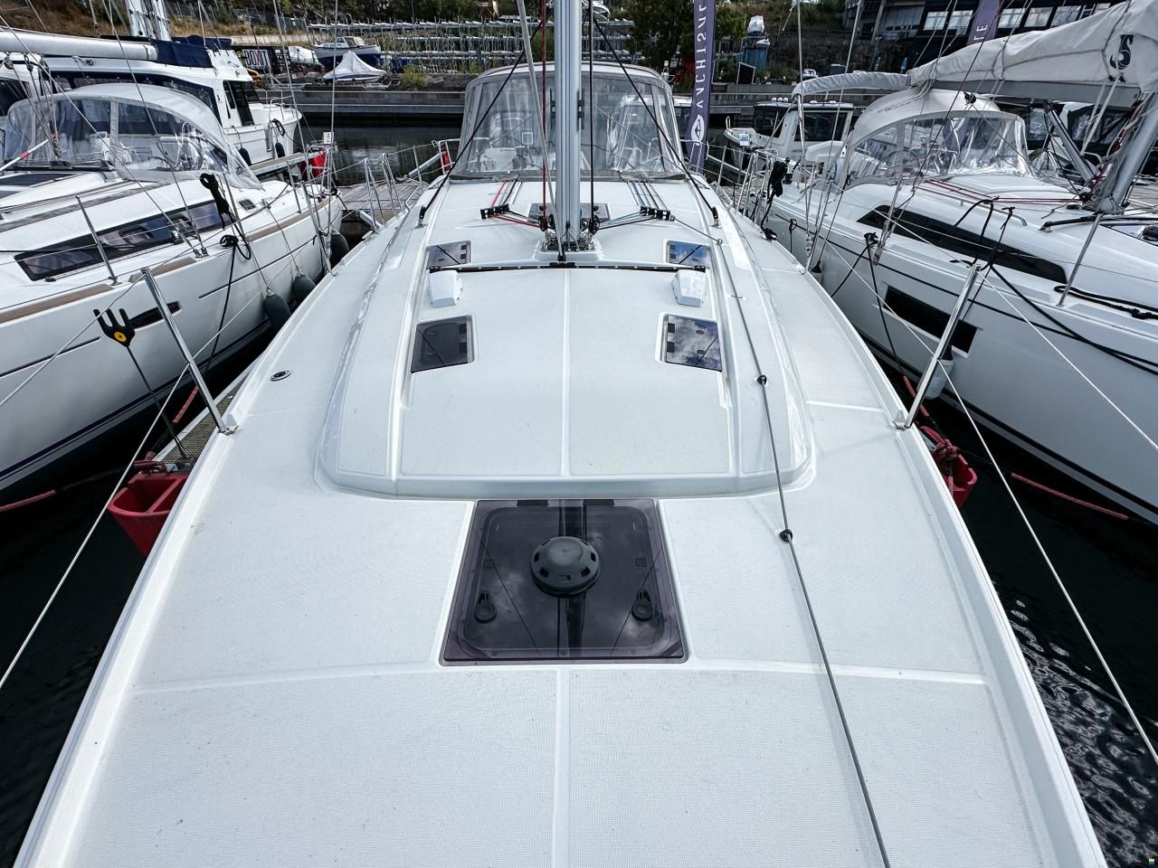 Beneteau Oceanis 37.1