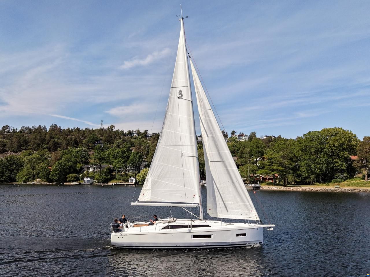 Beneteau Oceanis 37.1