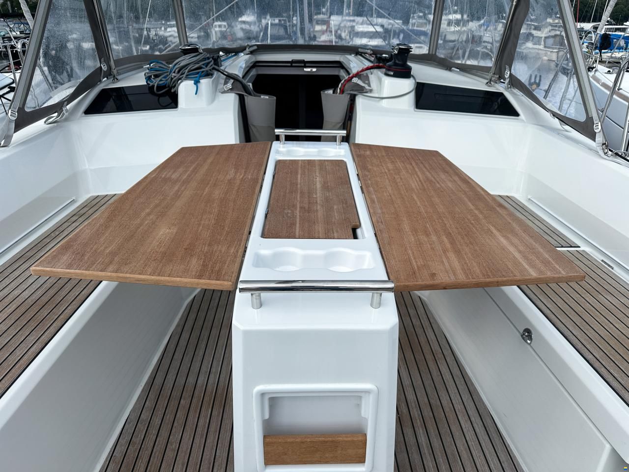 Beneteau Oceanis 37.1