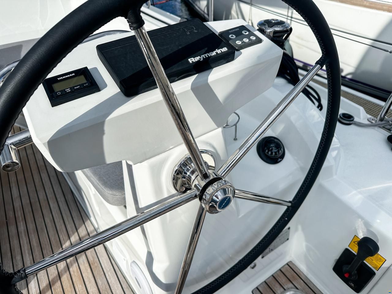 Beneteau Oceanis 37.1
