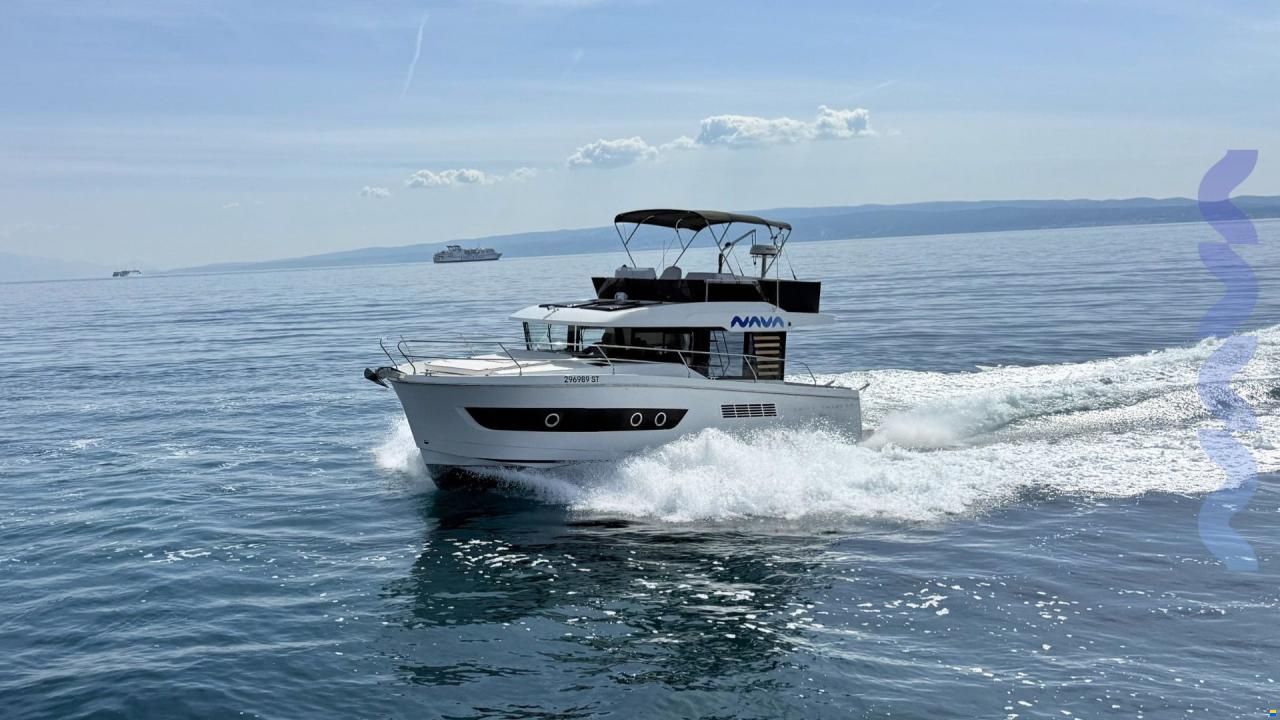 Beneteau NEW SWIFT TRAWLER 37 FLY