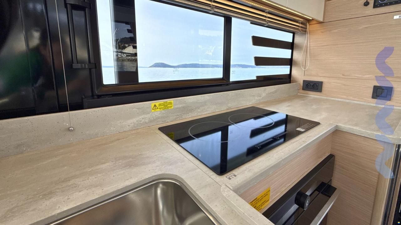 Beneteau NEW SWIFT TRAWLER 37 FLY