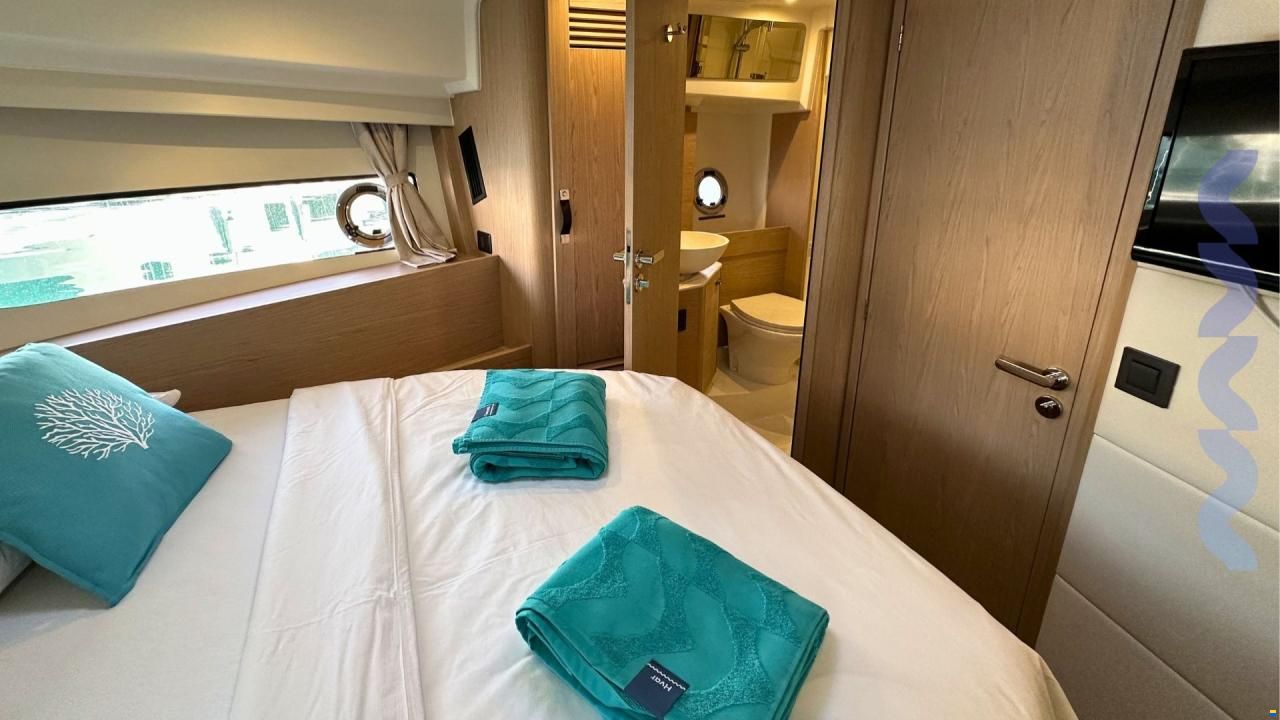 Beneteau NEW SWIFT TRAWLER 37 FLY
