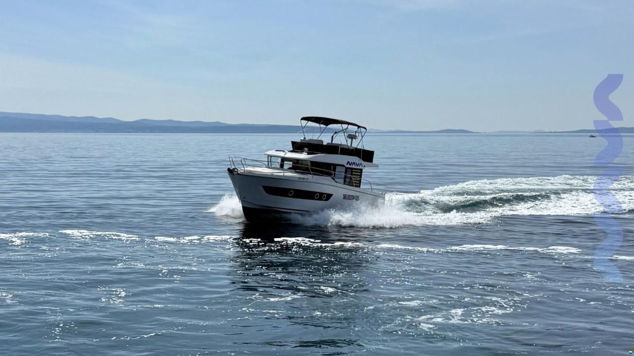 Beneteau NEW SWIFT TRAWLER 37 FLY
