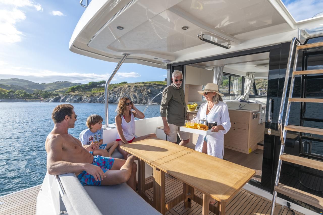 Beneteau SWIFT TRAWLER 41 FLY