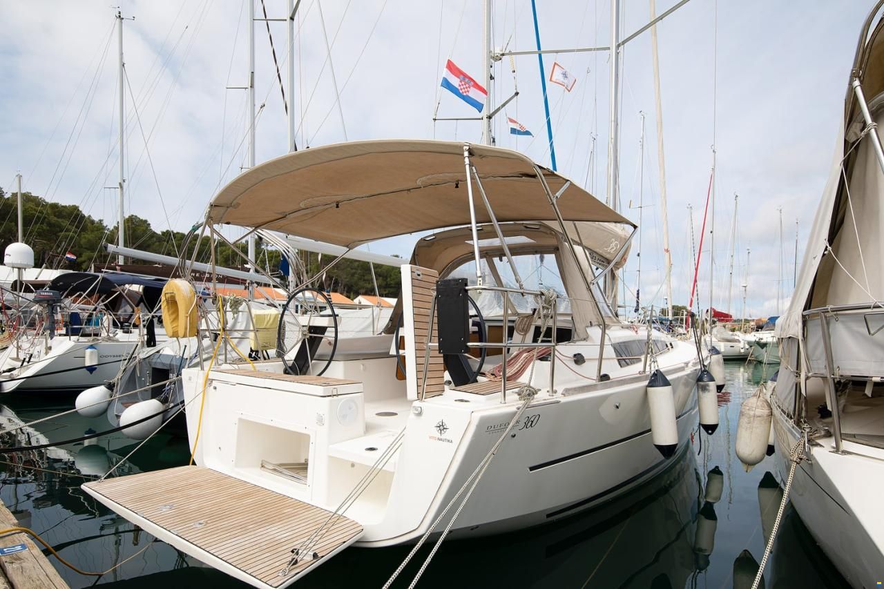 Dufour 360 Grand Large