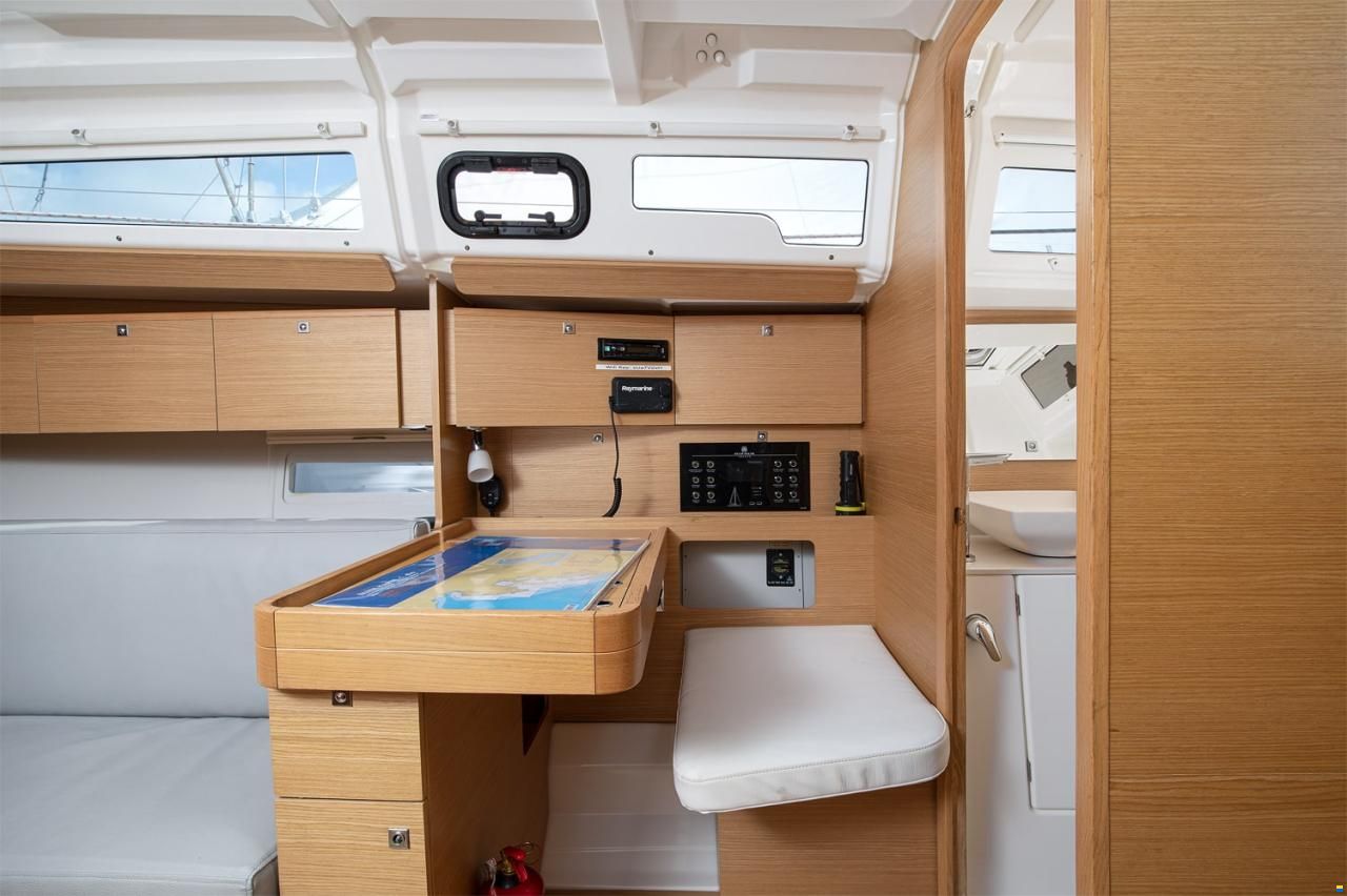 Dufour 360 Grand Large