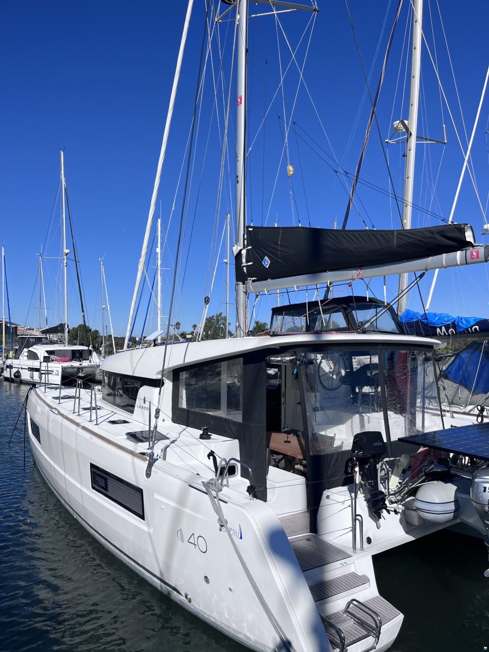Lagoon 40