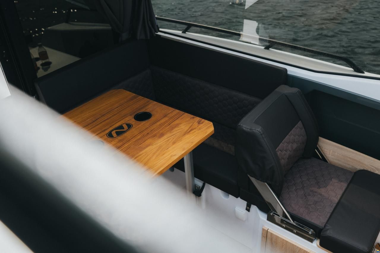 Nordkapp Coupe 905 V12