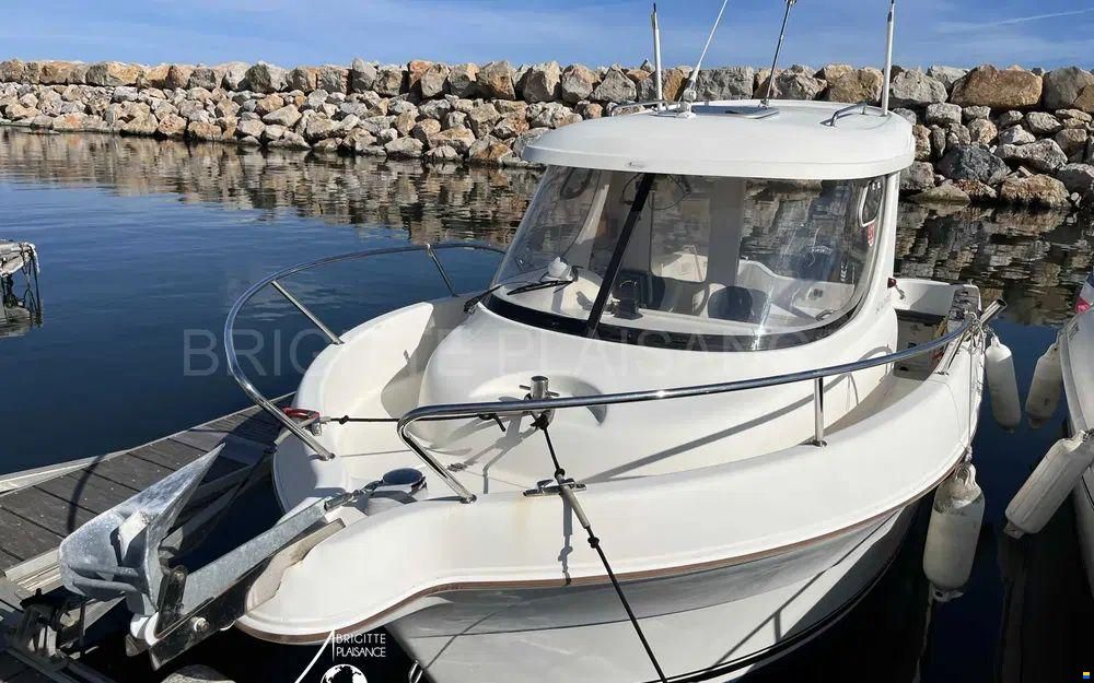 Quicksilver 640 Pilothouse