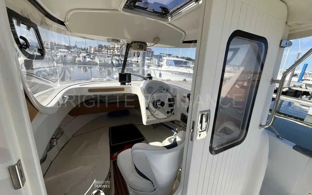 Quicksilver 640 Pilothouse
