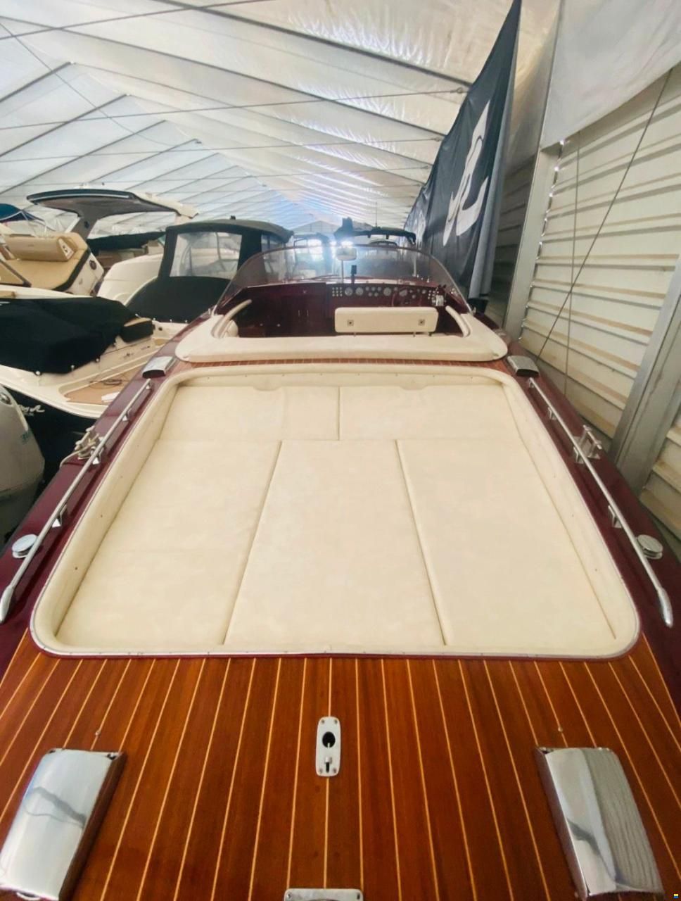Boesch 850 DE LUXE
