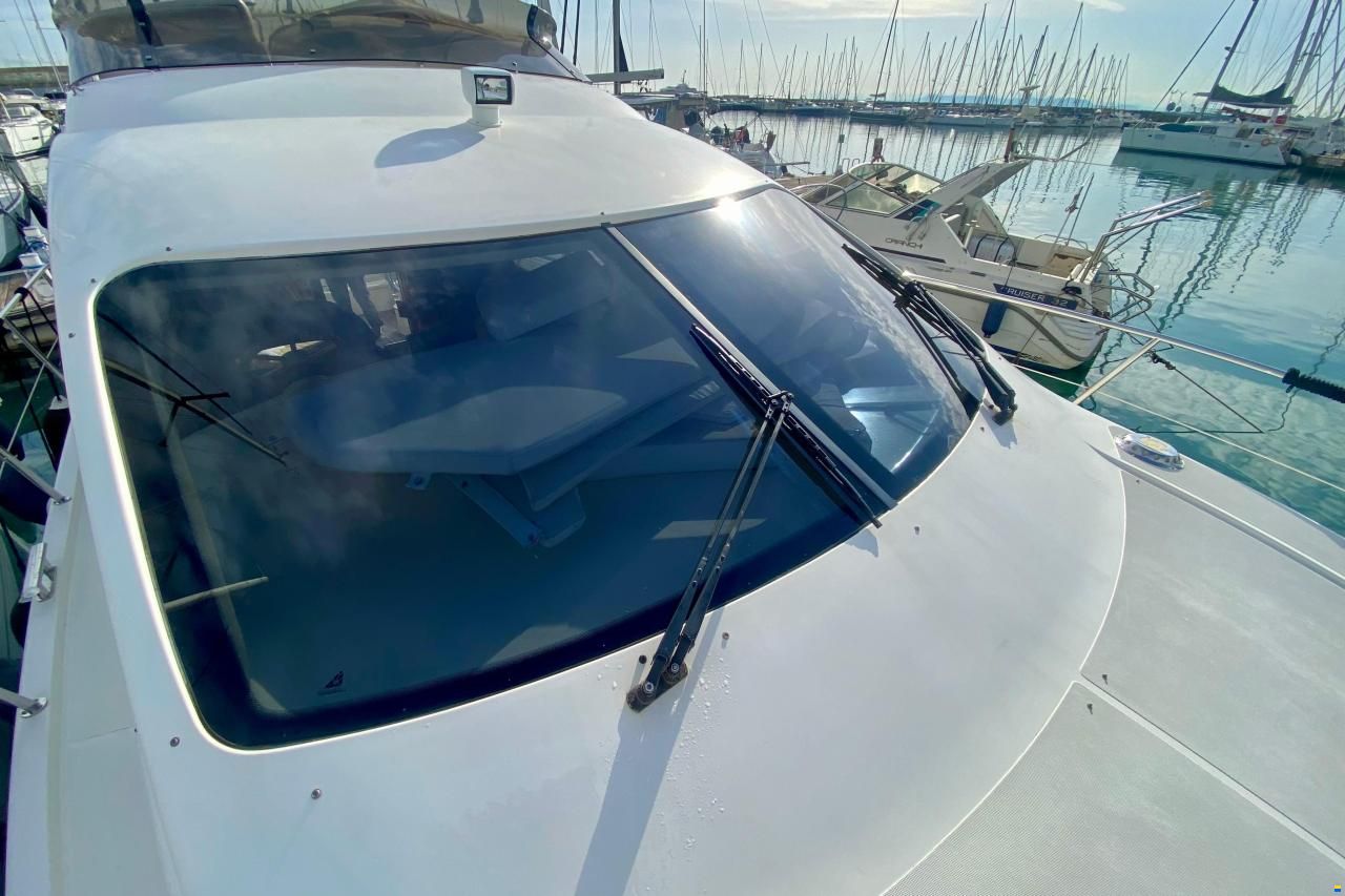 Azimut 42