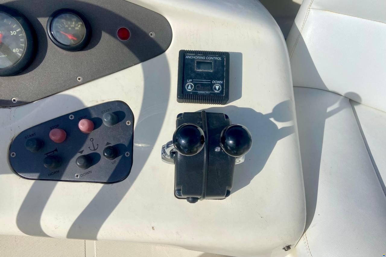 Azimut 42