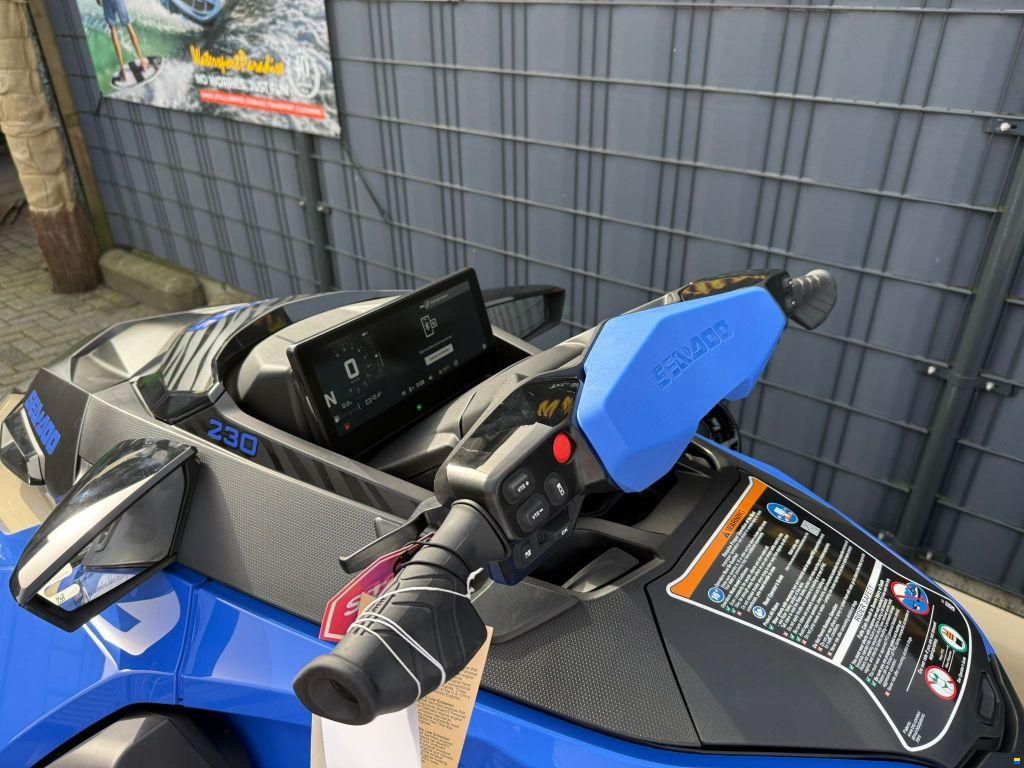 Sea-Doo Wake Pro 230