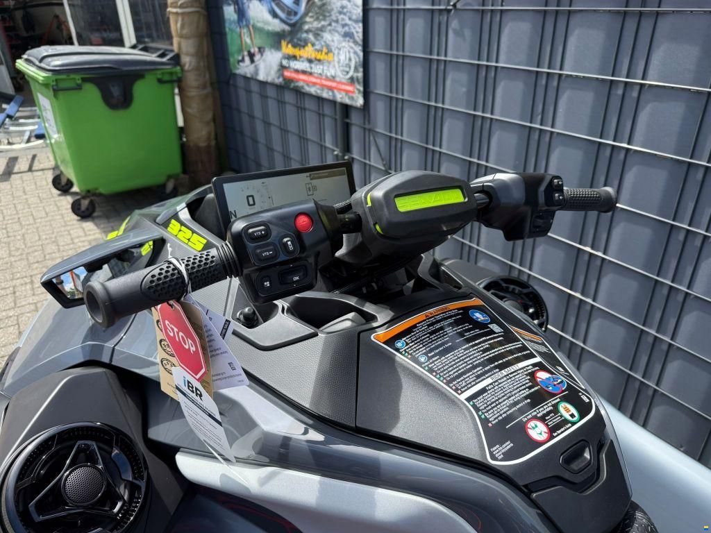 Sea-Doo RXT X 325