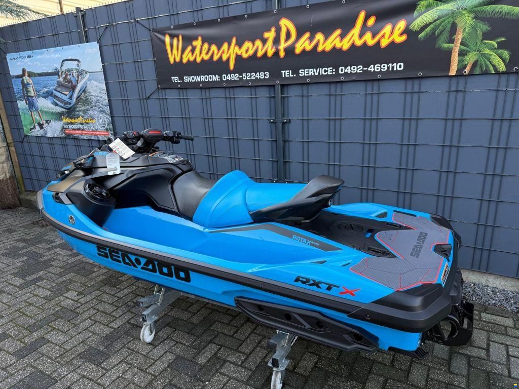Sea-Doo RXT X 325