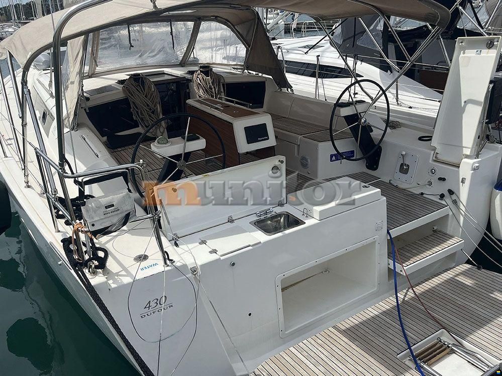 Dufour 430 Grand Large