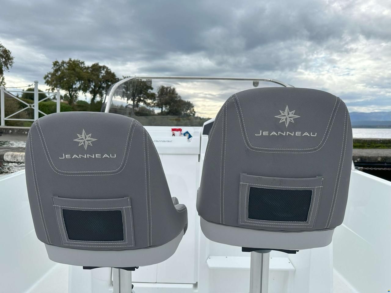 Jeanneau CAP CAMARAT 5.5 CC SERIE 2