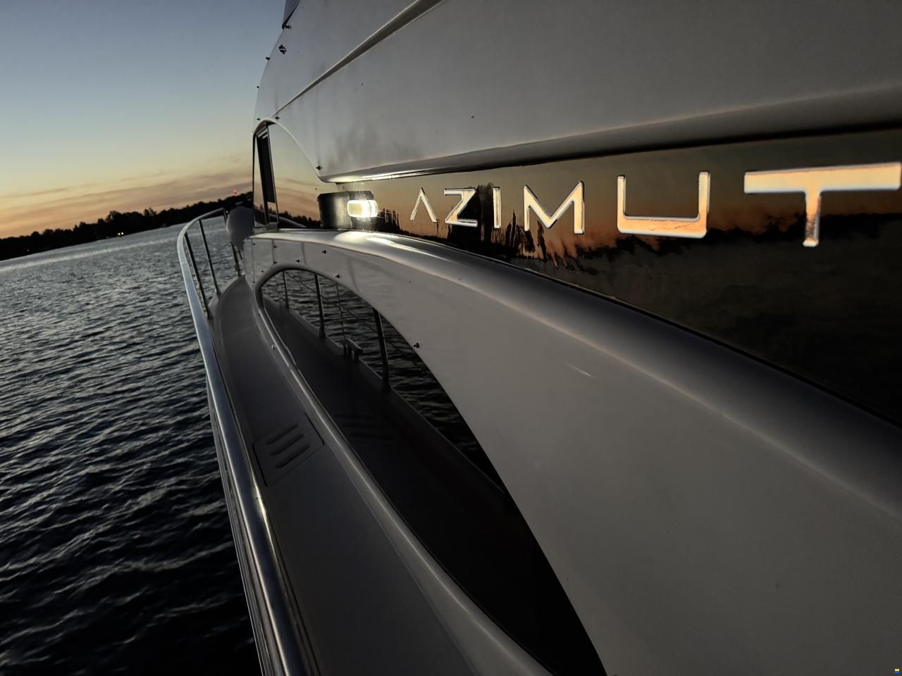 Azimut 52 Fly
