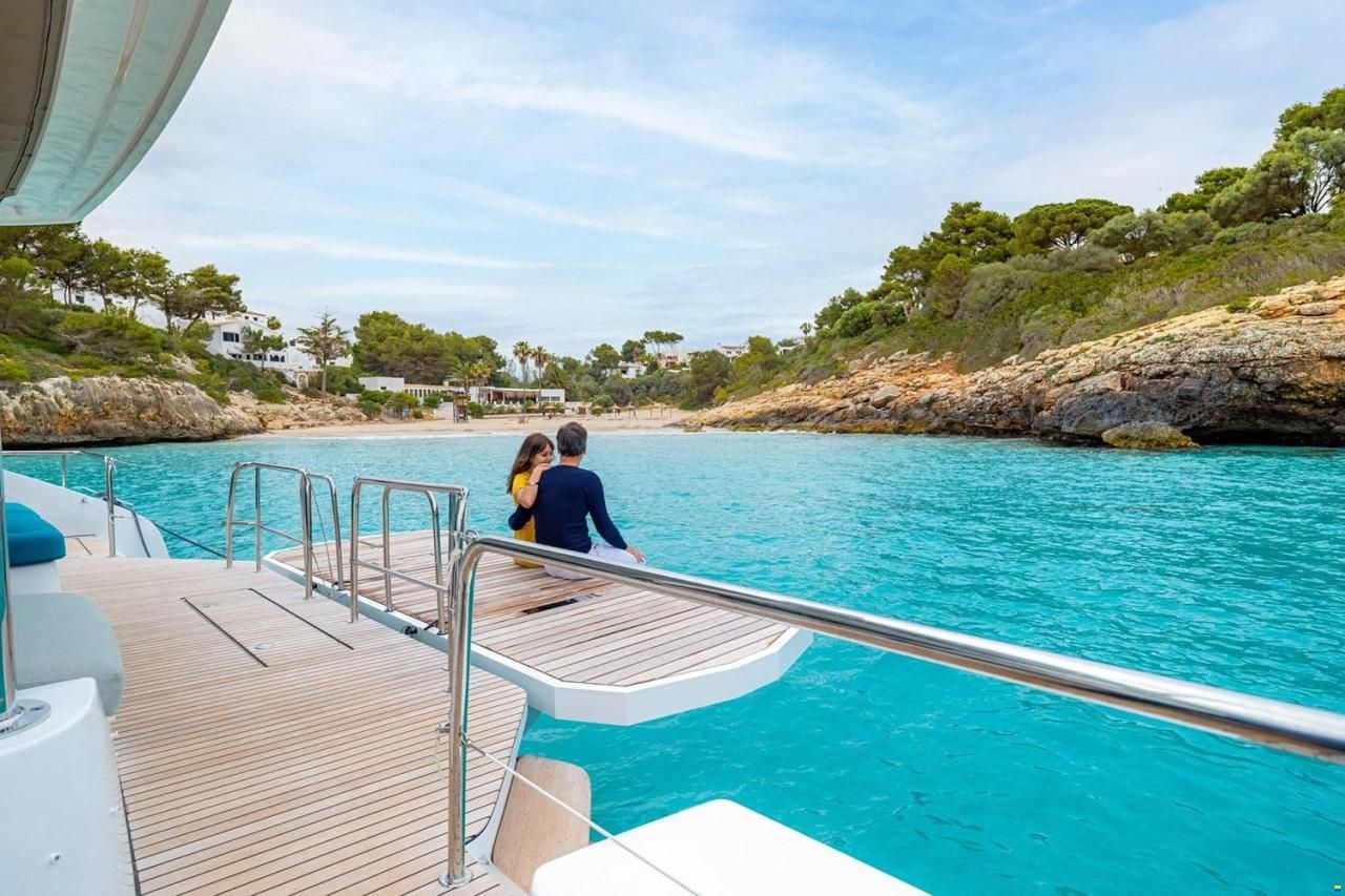 Lagoon 55