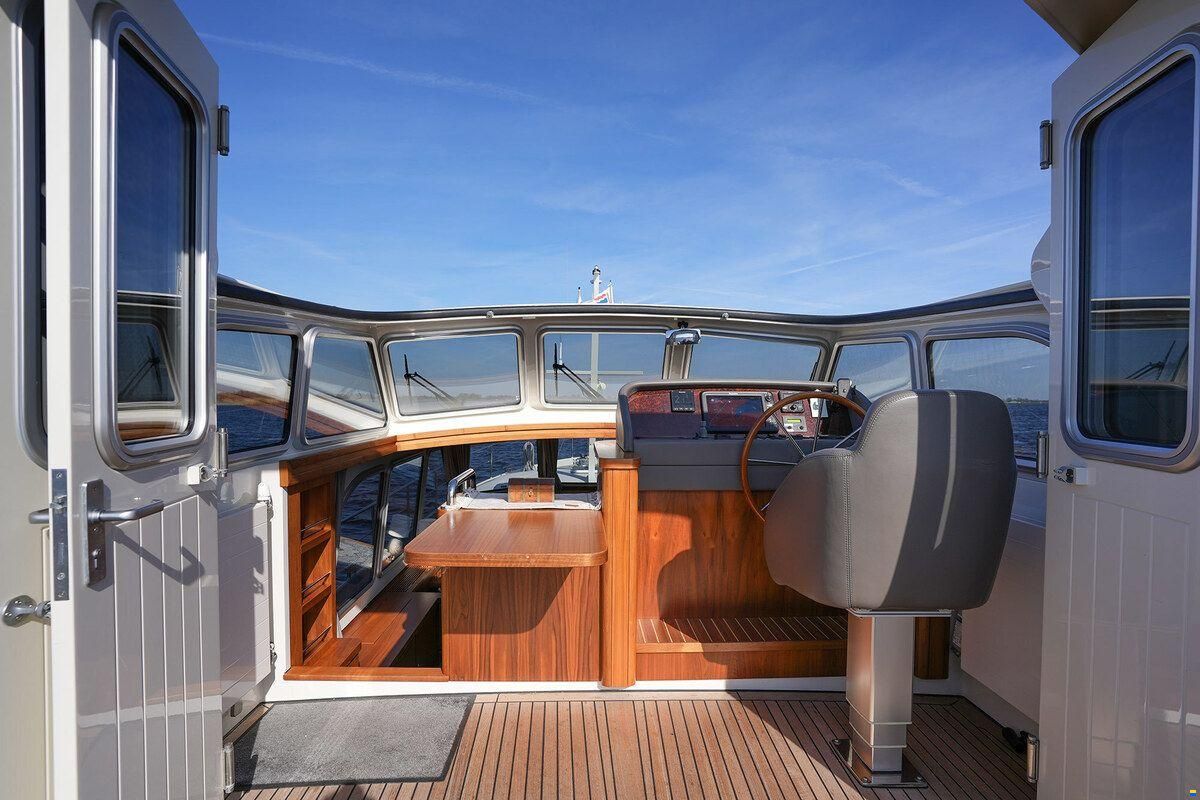 Linssen Grand Sturdy 410 AC Variotop met stabili