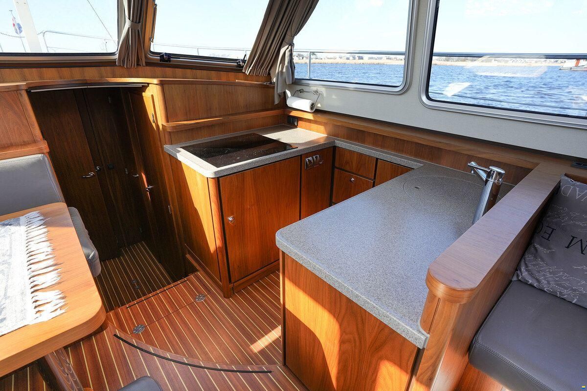 Linssen Grand Sturdy 410 AC Variotop met stabili
