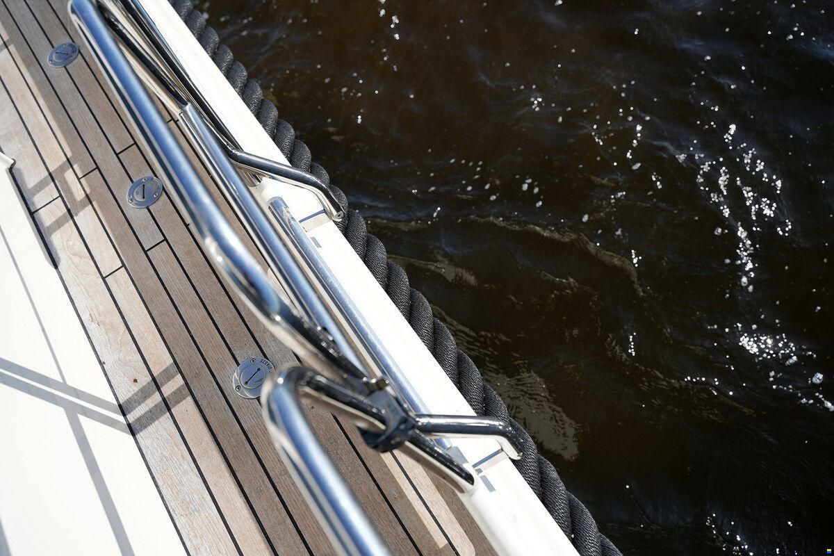 Linssen Grand Sturdy 410 AC Variotop met stabili