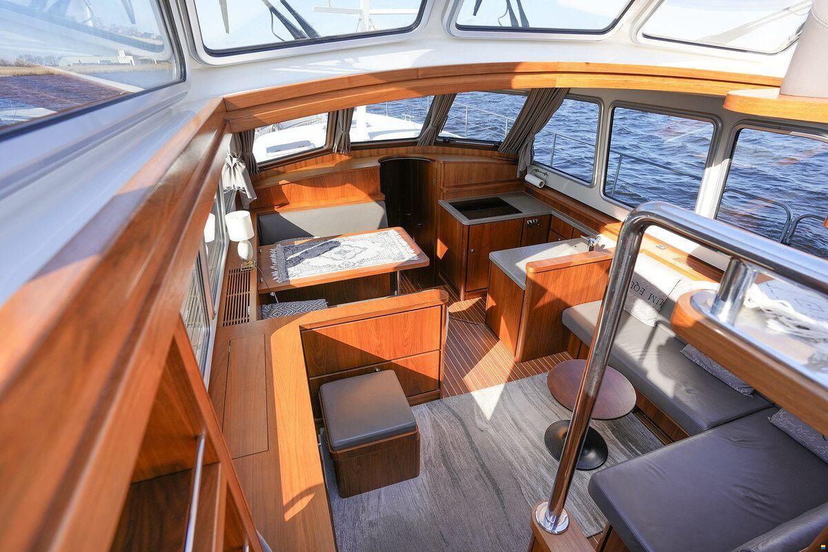 Linssen Grand Sturdy 410 AC Variotop met stabili
