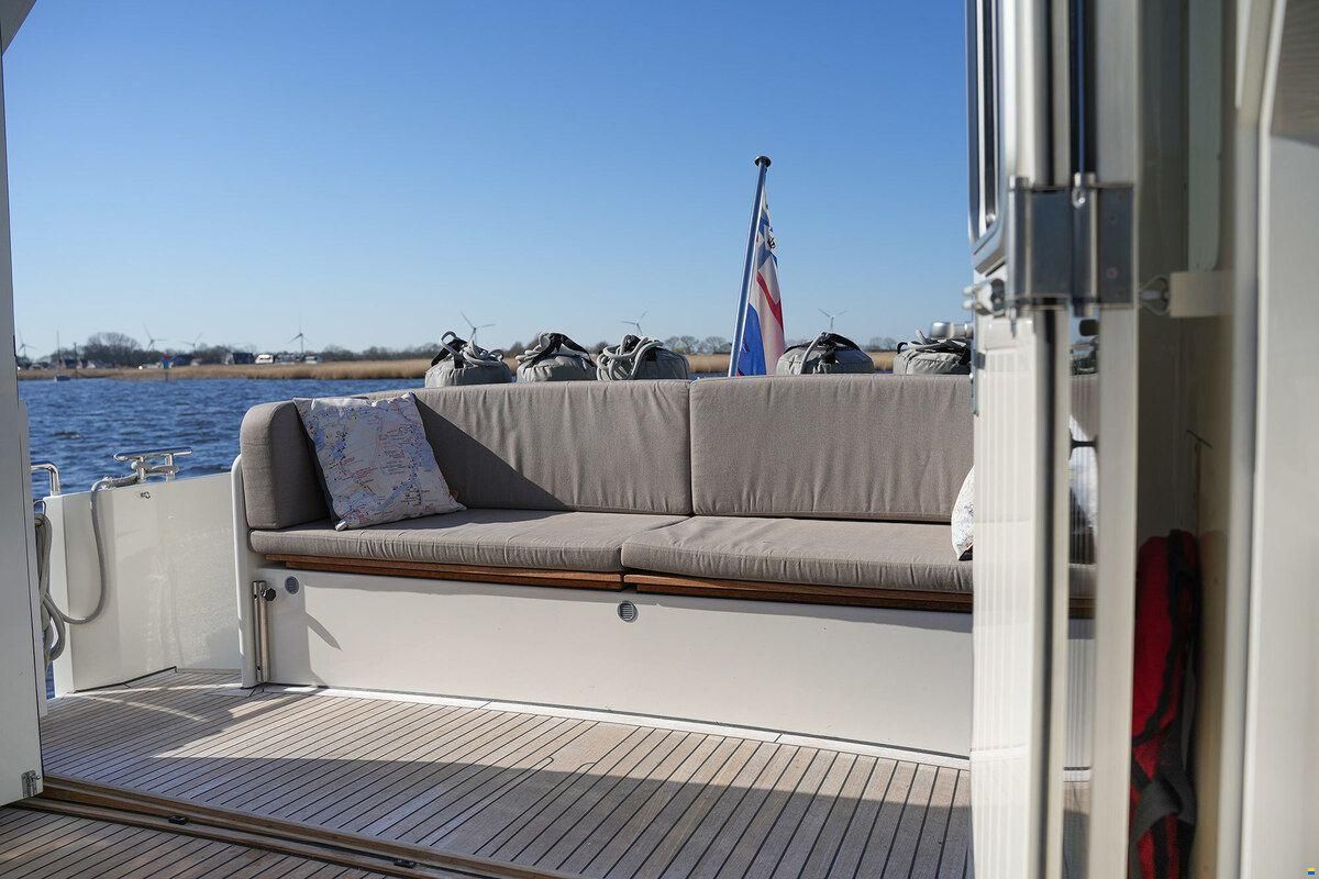 Linssen Grand Sturdy 410 AC Variotop met stabili
