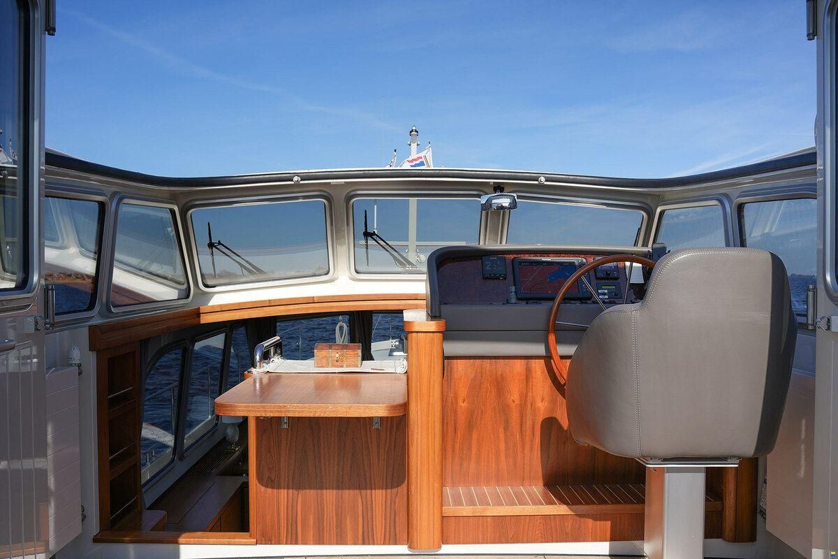 Linssen Grand Sturdy 410 AC Variotop met stabili
