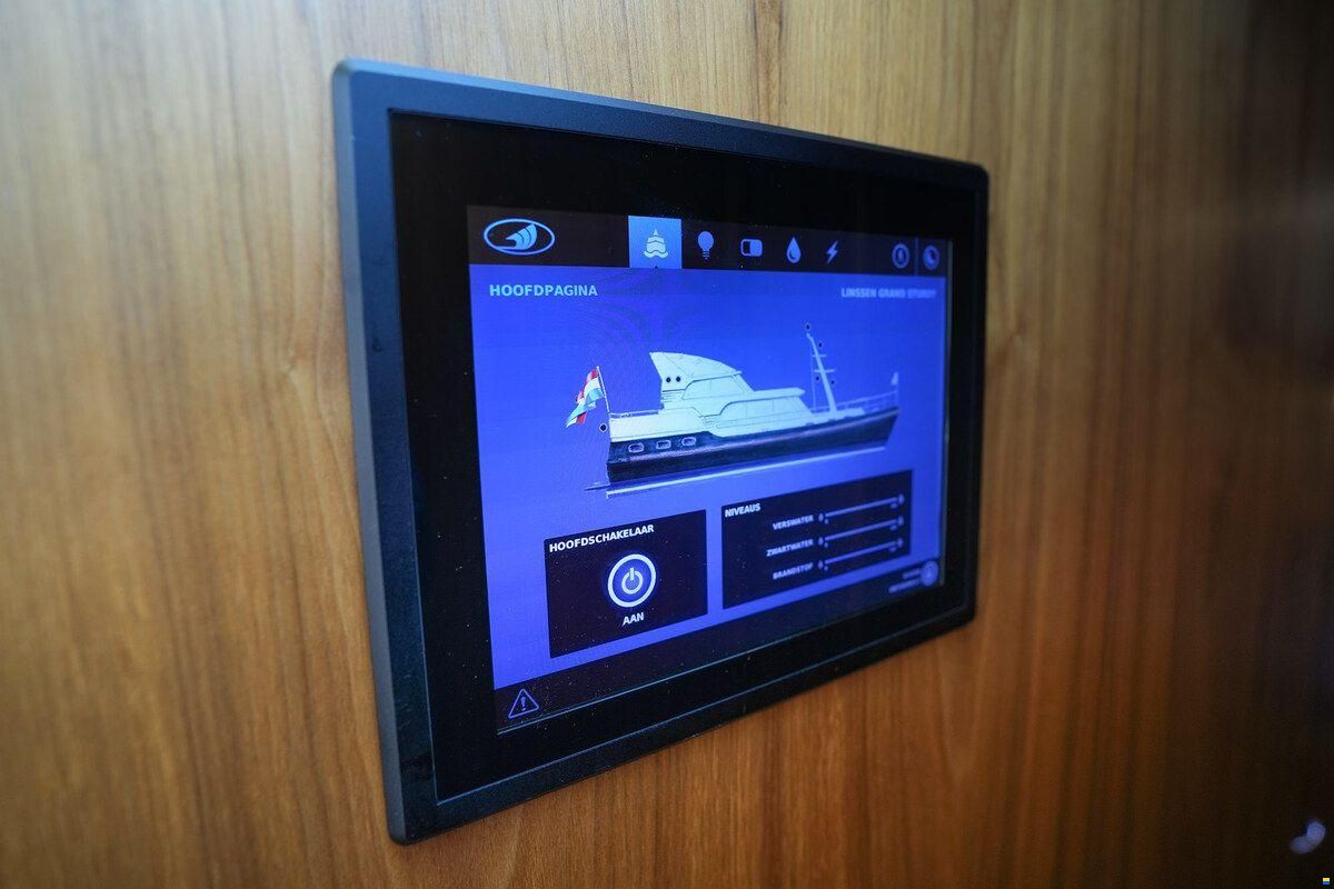 Linssen Grand Sturdy 410 AC Variotop met stabili