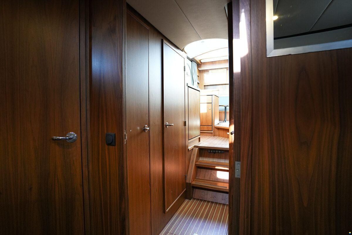 Linssen Grand Sturdy 410 AC Variotop met stabili