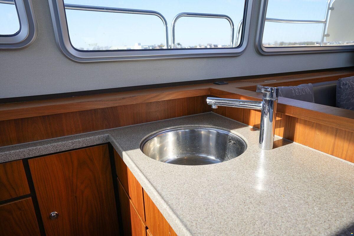 Linssen Grand Sturdy 410 AC Variotop met stabili