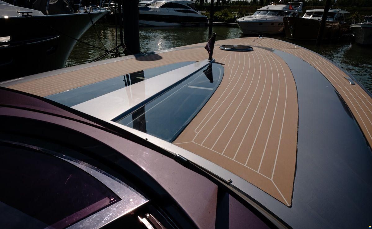 Brandaris Q52