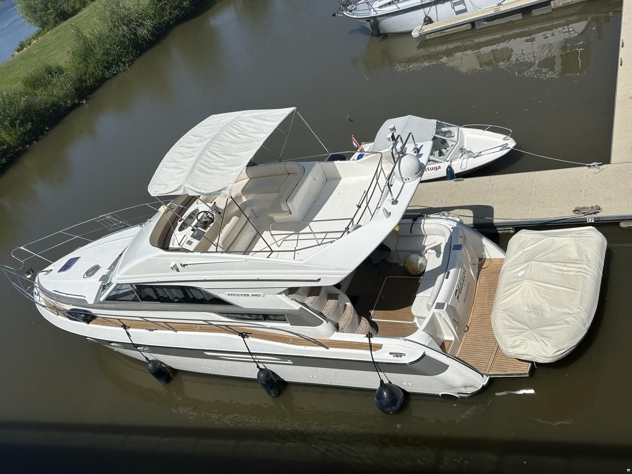 Princess 440