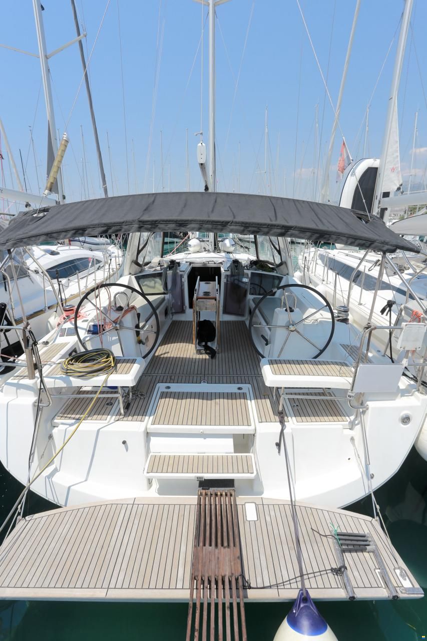 Beneteau Oceanis 41.1