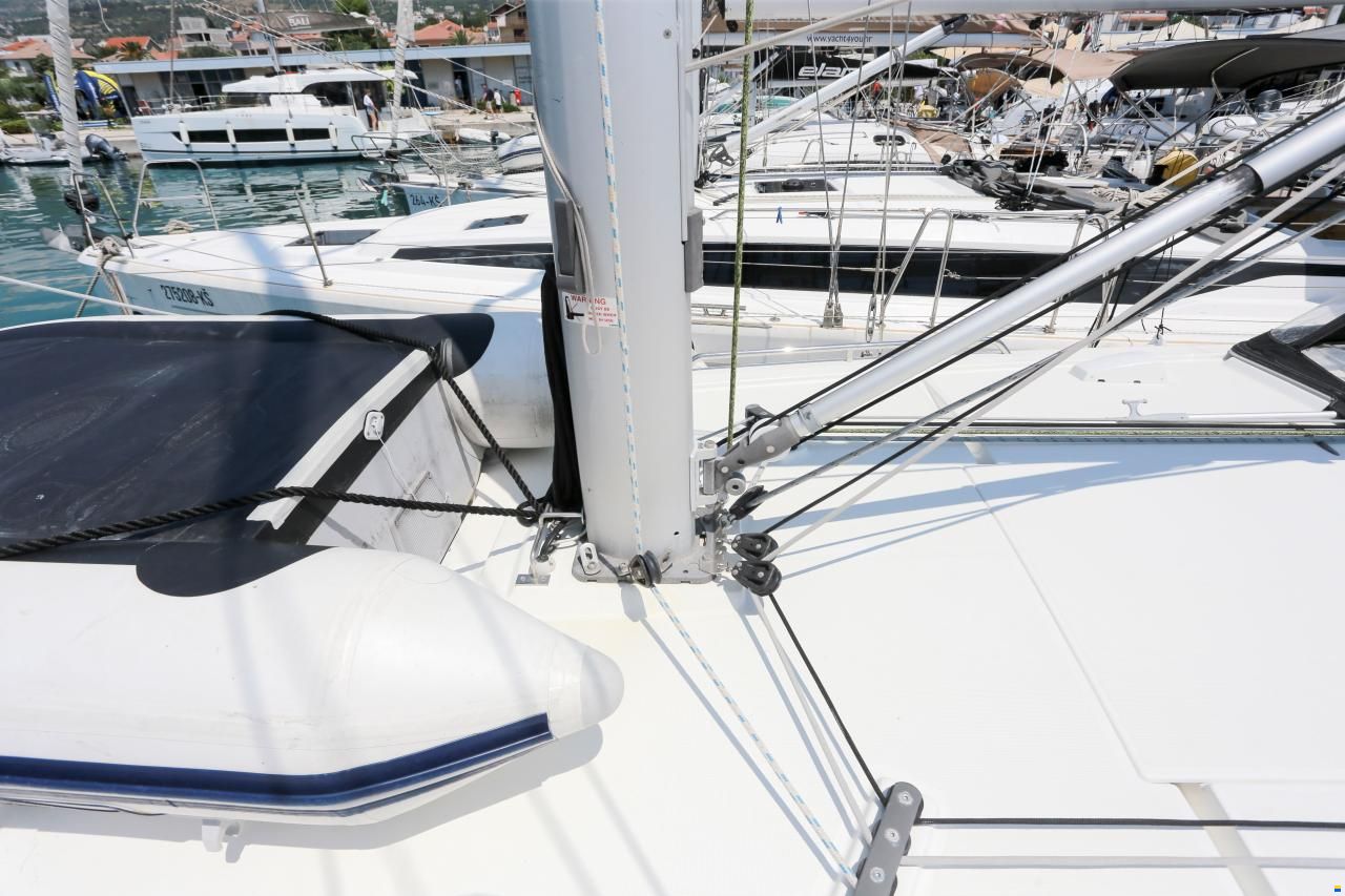 Beneteau Oceanis 41.1