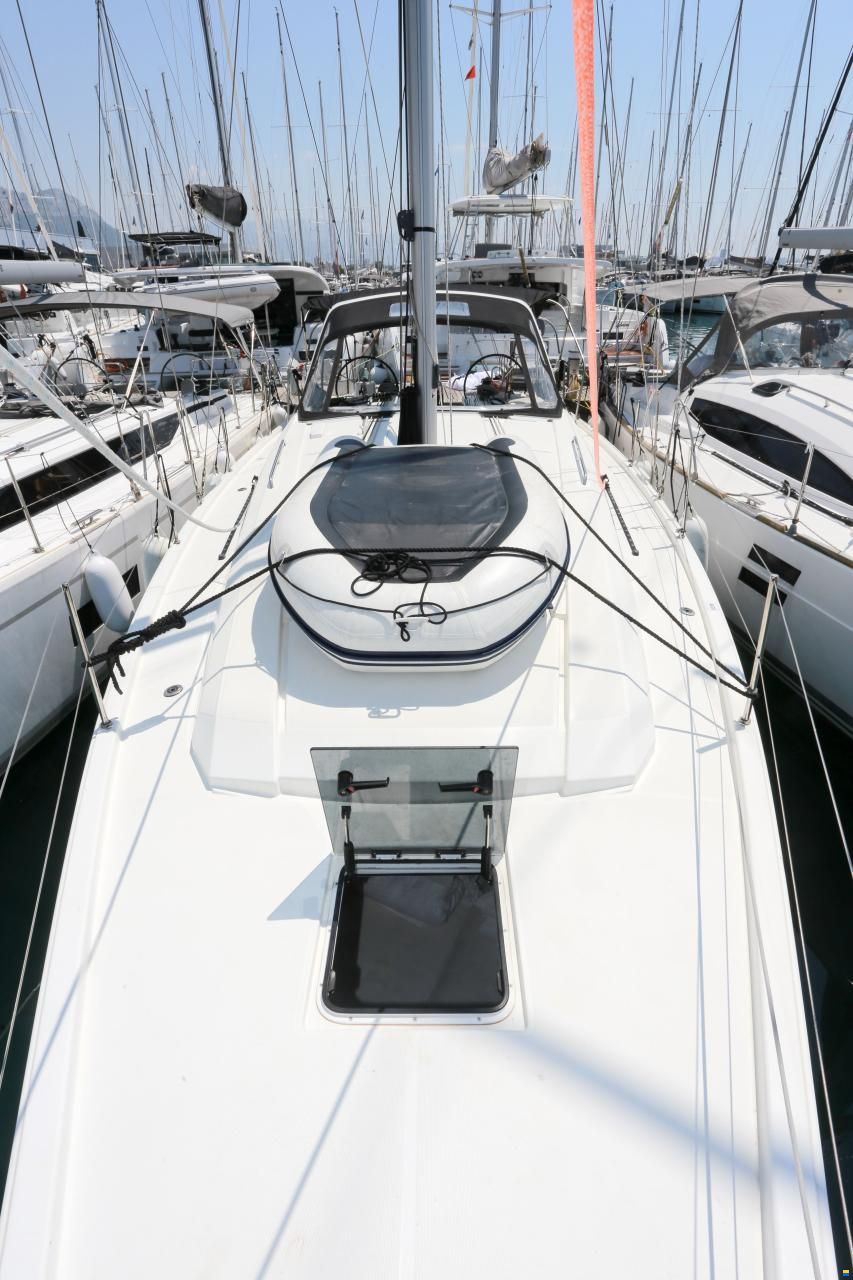 Beneteau Oceanis 41.1